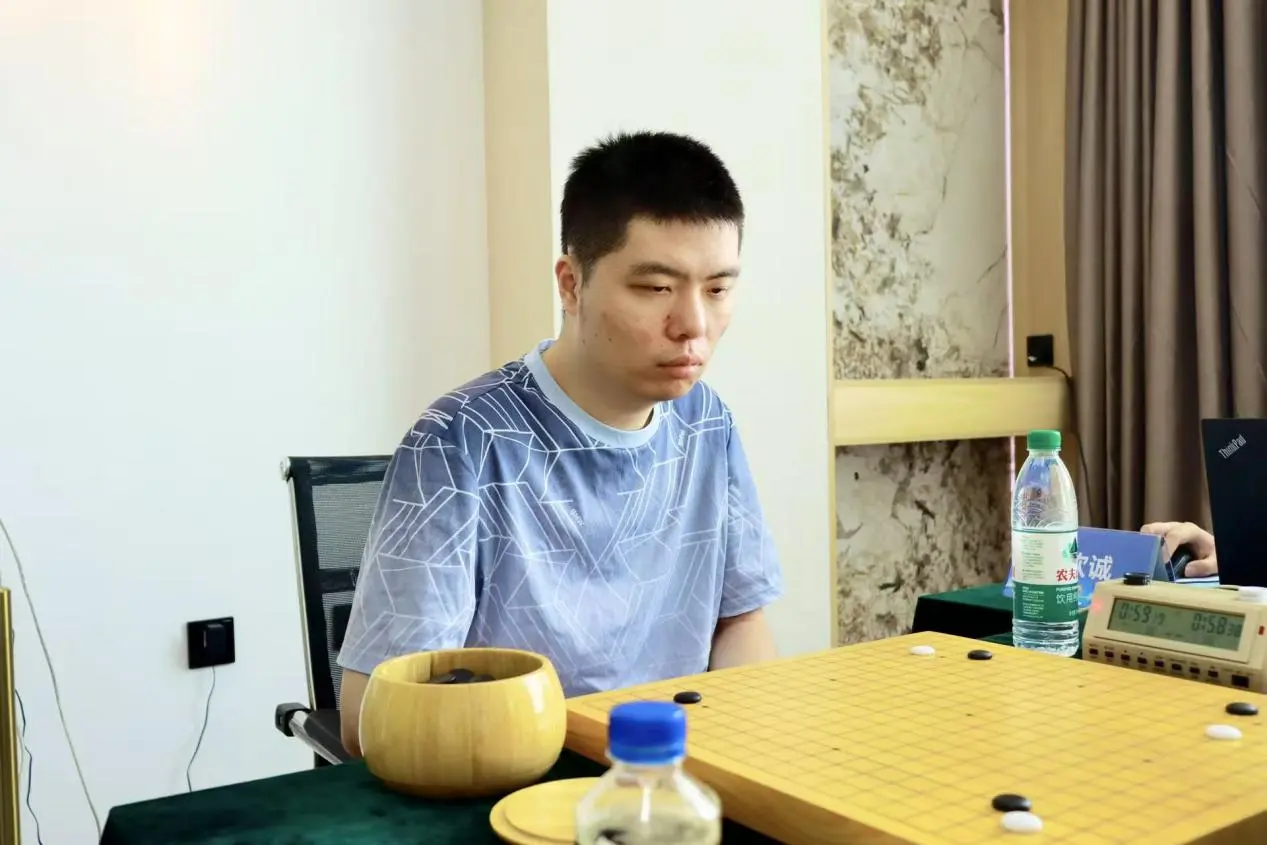 宇九段之间