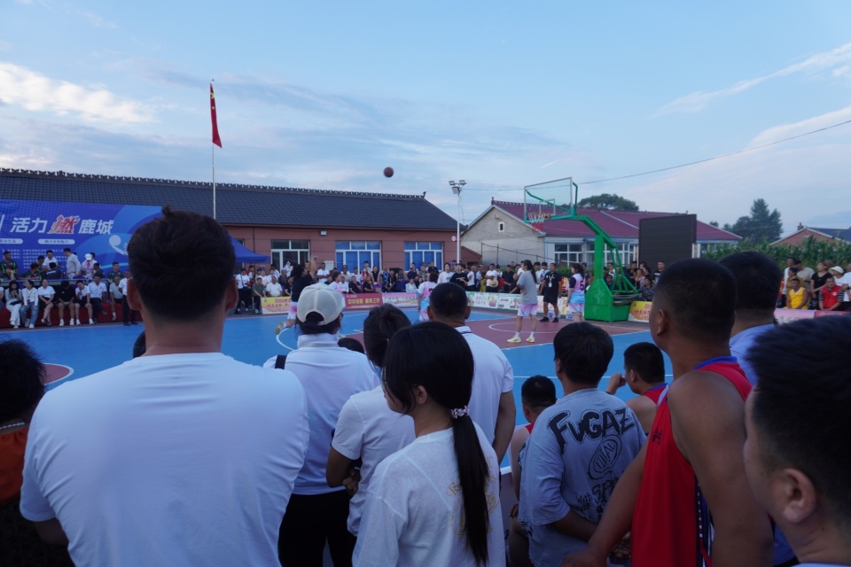 om, 活力燃鹿城, 场上运动员